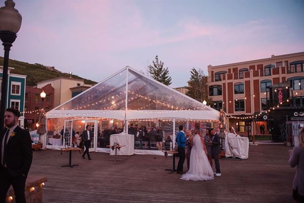 The Bridge Cafe & Grill