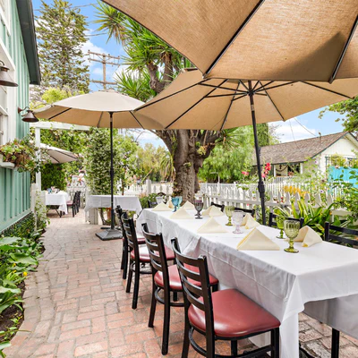 The Tea House on Los Rios