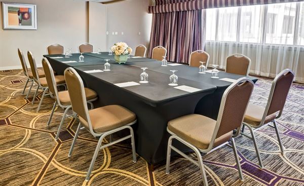 DoubleTree by Hilton Hotel Downtown Wilmington - Legal District