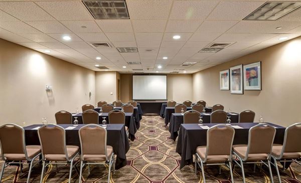 DoubleTree by Hilton Hotel Downtown Wilmington - Legal District