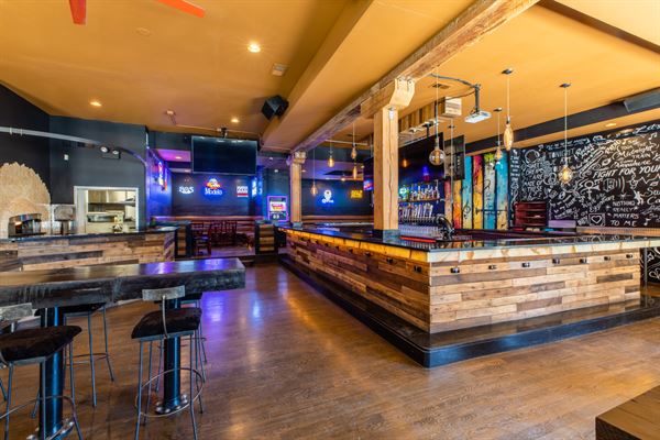 PBJ Pizza Beer and Jukebox