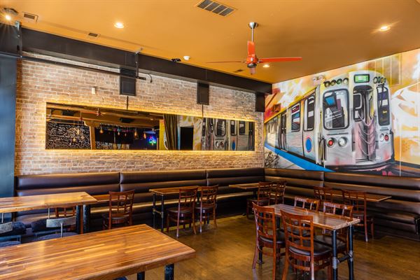 PBJ Pizza Beer and Jukebox