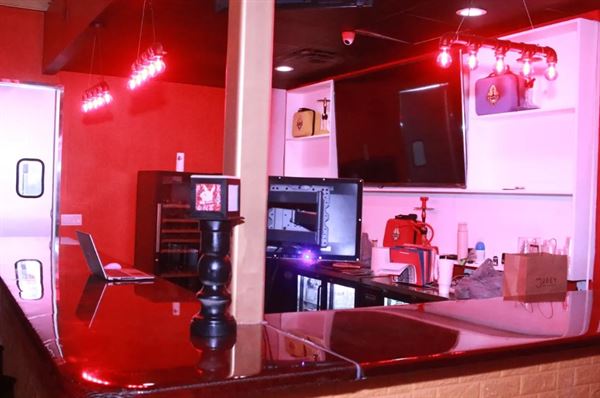 Haute Hookah at Coal City