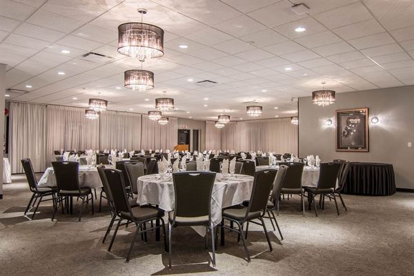 VENUE twelvefifty at The Coast Kamloops Hotel & Conference Centre