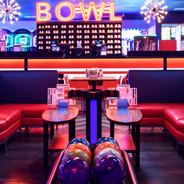 Garage Billiards & Bowl