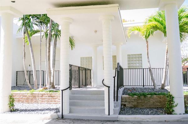 The LOFT on Bayshore