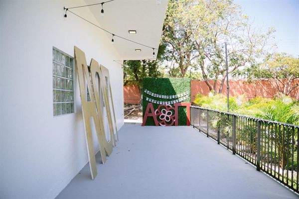 The LOFT on Bayshore