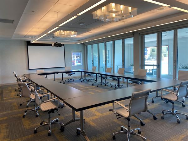 Courtyard by Marriott Santa Monica