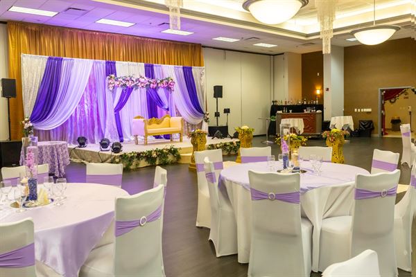 Parke Regency Hotel & Conference Center