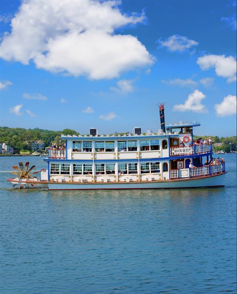 The River Queen: Public Cruises & Private Event Venue