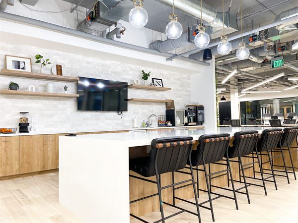 Venture X San Diego - Scripps Ranch