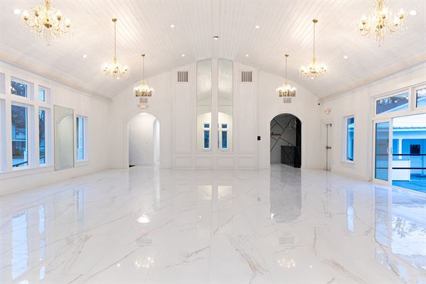 The Summer Estate Venue