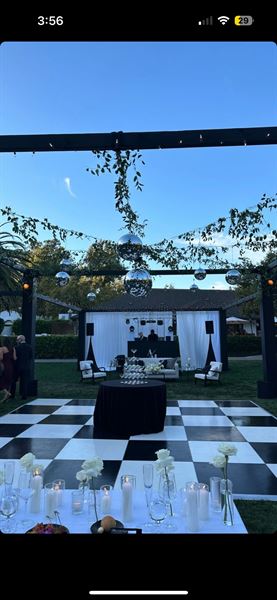 Premier Av entertainment