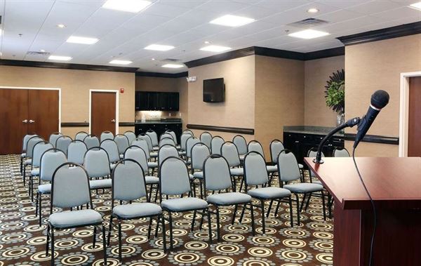 Hampton Inn & Suites Swansboro