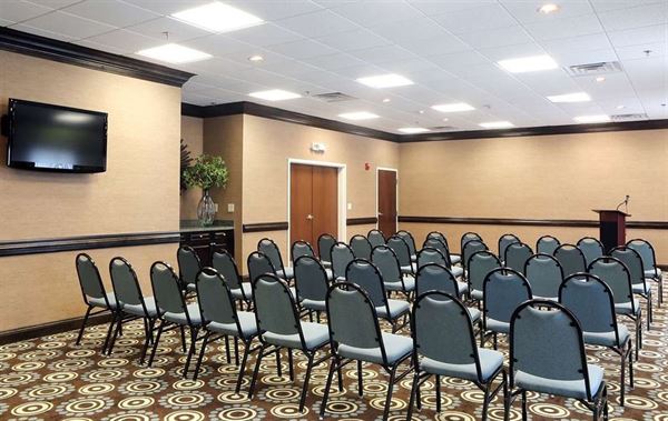 Hampton Inn & Suites Swansboro