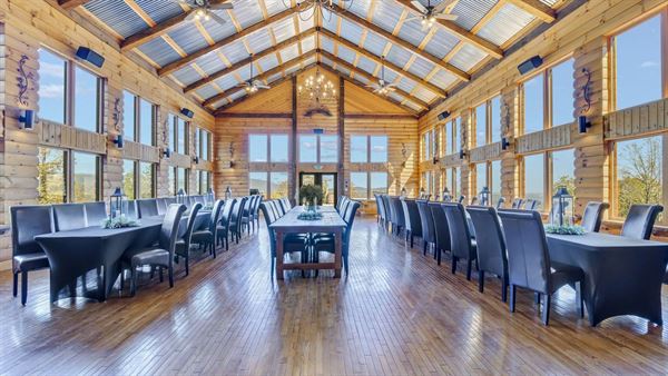 Lydia Mountain Lodge & Log Cabins