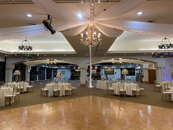 Los Serranos Golf & Country Club