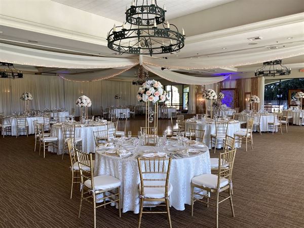 Los Serranos Golf & Country Club