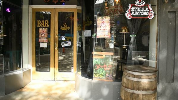 Lucky's Bar FREE USE PARTY VENUE