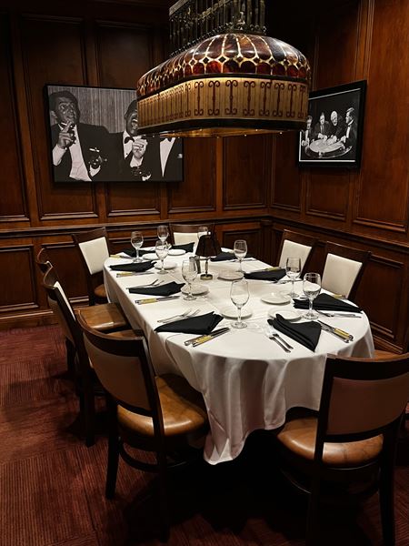 Walt's Hitching Post