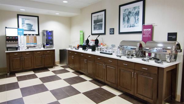 Hampton Inn & Suites Dallas/Frisco North-FieldhouseUSA