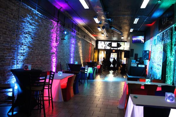 Jazzi's on 3rd Music Gallery