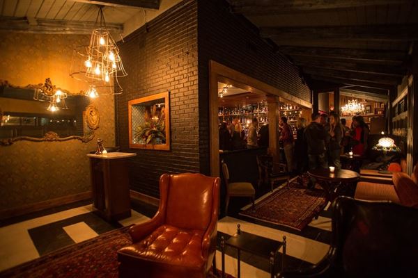 The Blind Pig Parlour Bar