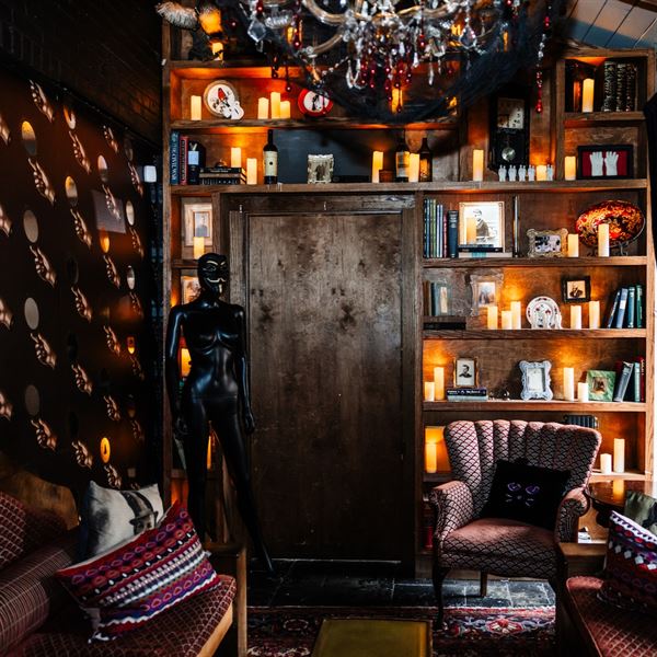 The Blind Pig Parlour Bar