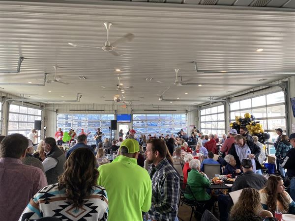 Twin Oaks Vineyard and Winery