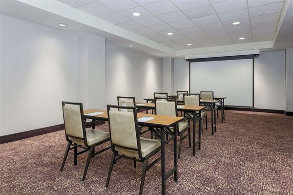 Homewood Suites by Hilton Ft. Worth-North at Fossil Creek