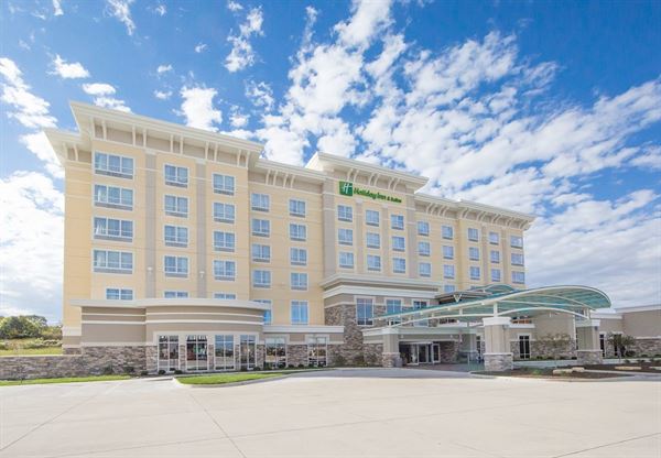Holiday Inn Hotel & Suites Davenport