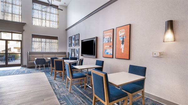 Hampton Inn & Suites Memphis-Shady Grove