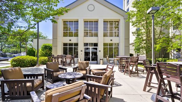 Hampton Inn & Suites Memphis-Shady Grove