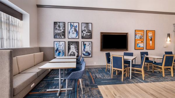 Hampton Inn & Suites Memphis-Shady Grove