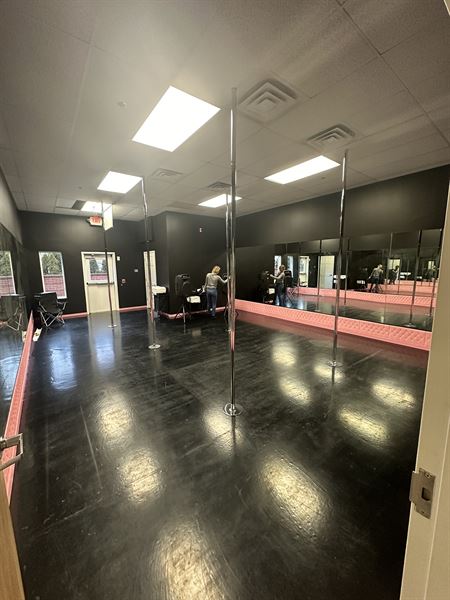 Pixie's Pole Gym and Dance Academy