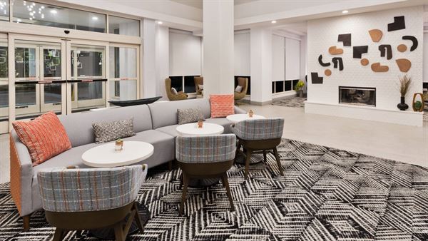 Hilton Garden Inn Birmingham/Lakeshore Drive