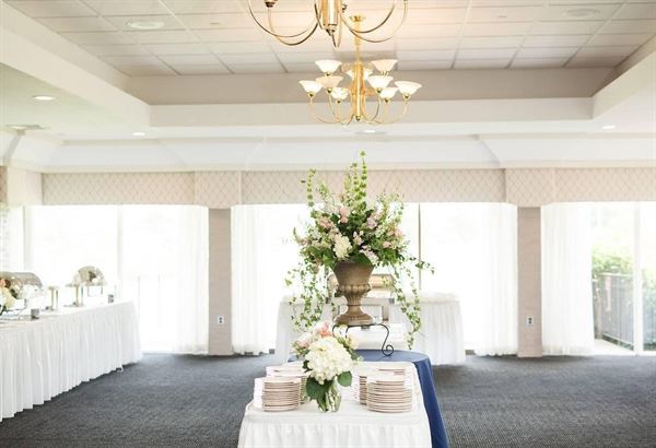 Meadowbrook Country Club