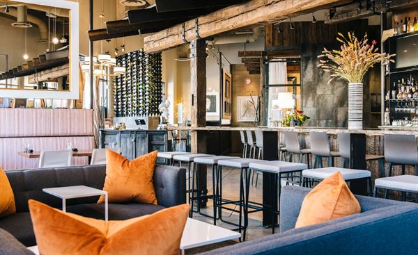 Indulge Bistro & Wine Bar - SouthGlenn