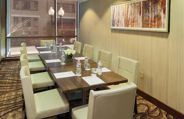 DoubleTree by Hilton Hotel Boston - Downtown