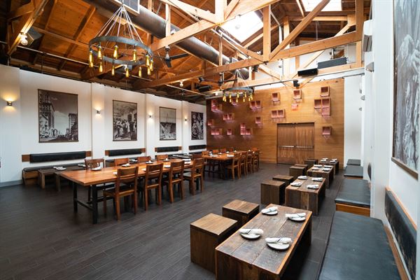 SP2 Communal Bar + Restaurant