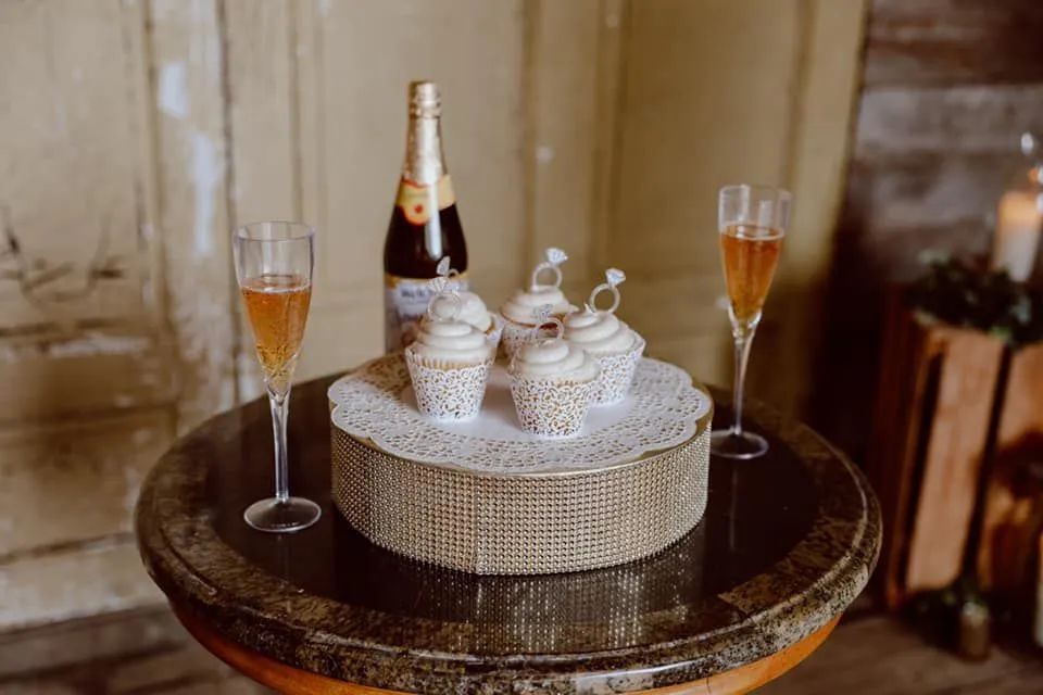 Tennessee Tiny Weddings with Julie & James