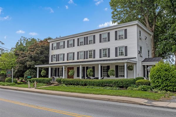 The Inn at Twin Linden