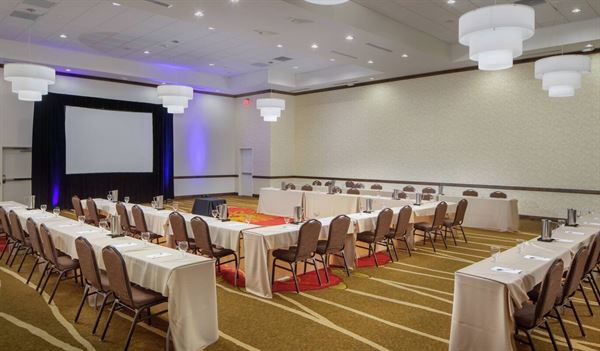 Hilton Garden Inn - Live Oak Conference Center