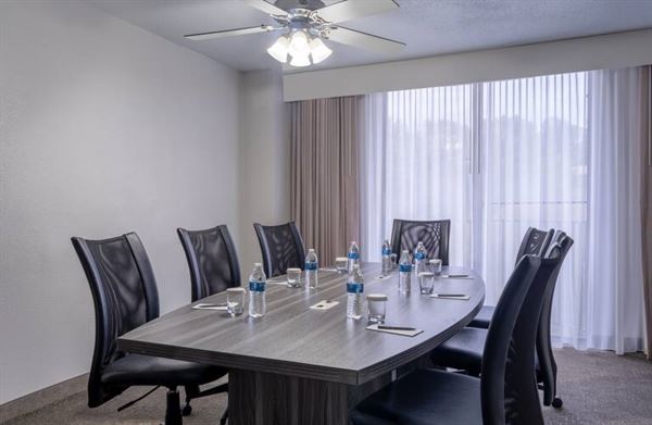 Embassy Suites Hunt Valley