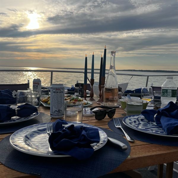 Good Dog Yacht Charters