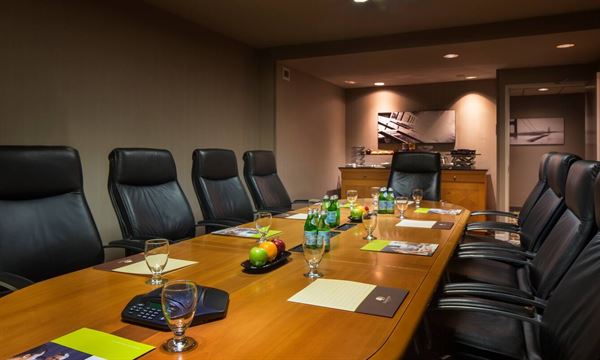 DoubleTree by Hilton Newark/Fremont