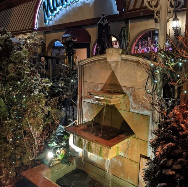 Mama's Restaurant & Cafe Baci