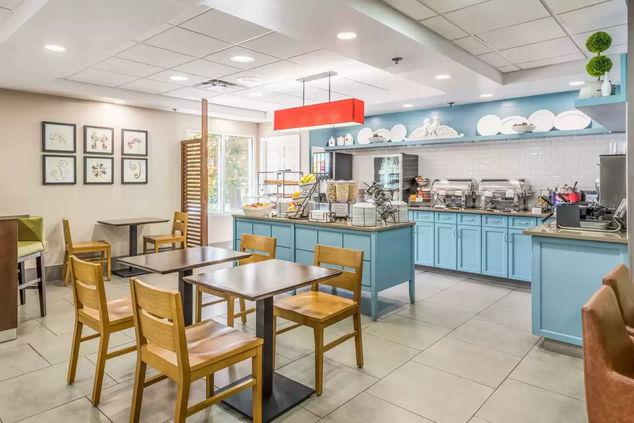 Country Inn & Suites By Radisson, Cookeville, TN