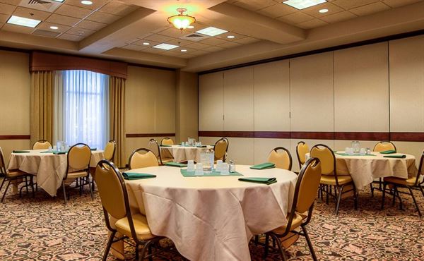 Hampton Inn & Suites Mountain Home