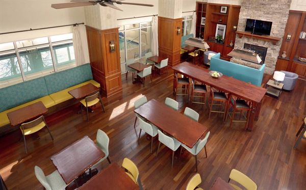 Hampton Inn & Suites Clinton - I-26